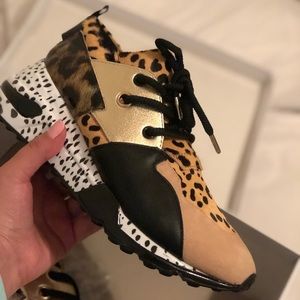 steve madden cliff animal print sneakers